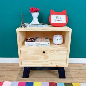 mesa lateral woods dual prateleira e gaveta natural e preto 2