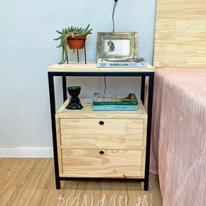 mesa de cabeceira style com 2 gavetas industrial natural e preto 3