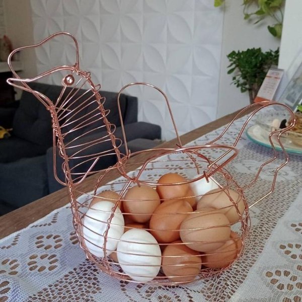 Galinha Porta Ovos