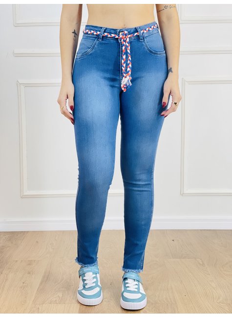 Calça Jeans - cintura alta  Calça jeans cintura alta, Looks com