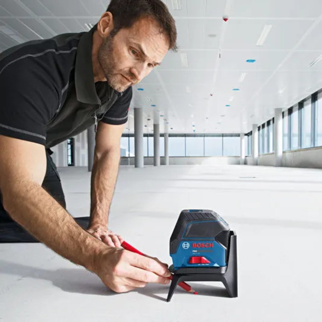 Nível Laser de Linhas e Pontos Bosch GCL 2-15 Profissional Alcance 15m Vermelho — foto 4