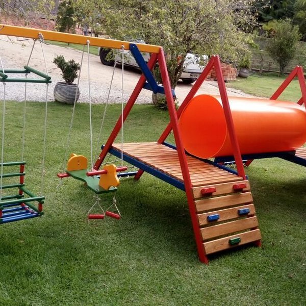 Mini Balanço com Escorregador Duplo com Tubo Mini Balanço com Escorregador Duplo com Tubo