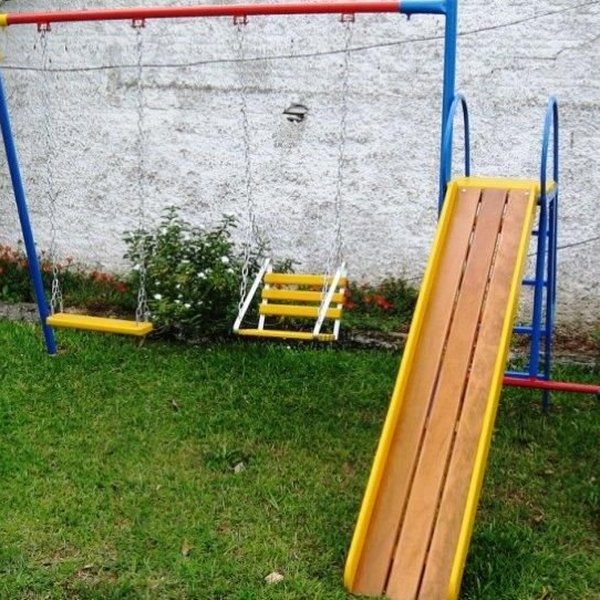 Balanço Poupa espaço mirim - metal - correntes Balanço Poupa espaço mirim - metal - correntes