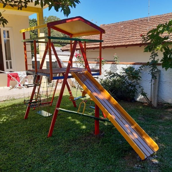 Casinha Suspensa Aberta Infantil - Cordas Casinha Suspensa Aberta Infantil - Cordas