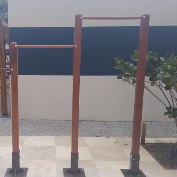 Conjunto de Barras de Alongamento em Dois Níveis - Madeira Conjunto de Barras de Alongamento em Dois Níveis - Madeira