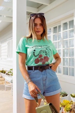 Look do Dia: Calça Cintura Alta e T-Shirt