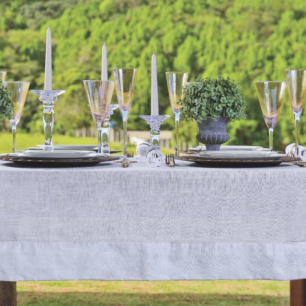 Toalha de Mesa Retangular 6 Lugares 1,60 m x 2,20 m Coloratta Branco Toalha de Mesa Retangular 6 Lugares 1,60 m x 2,20 m Coloratta Branco