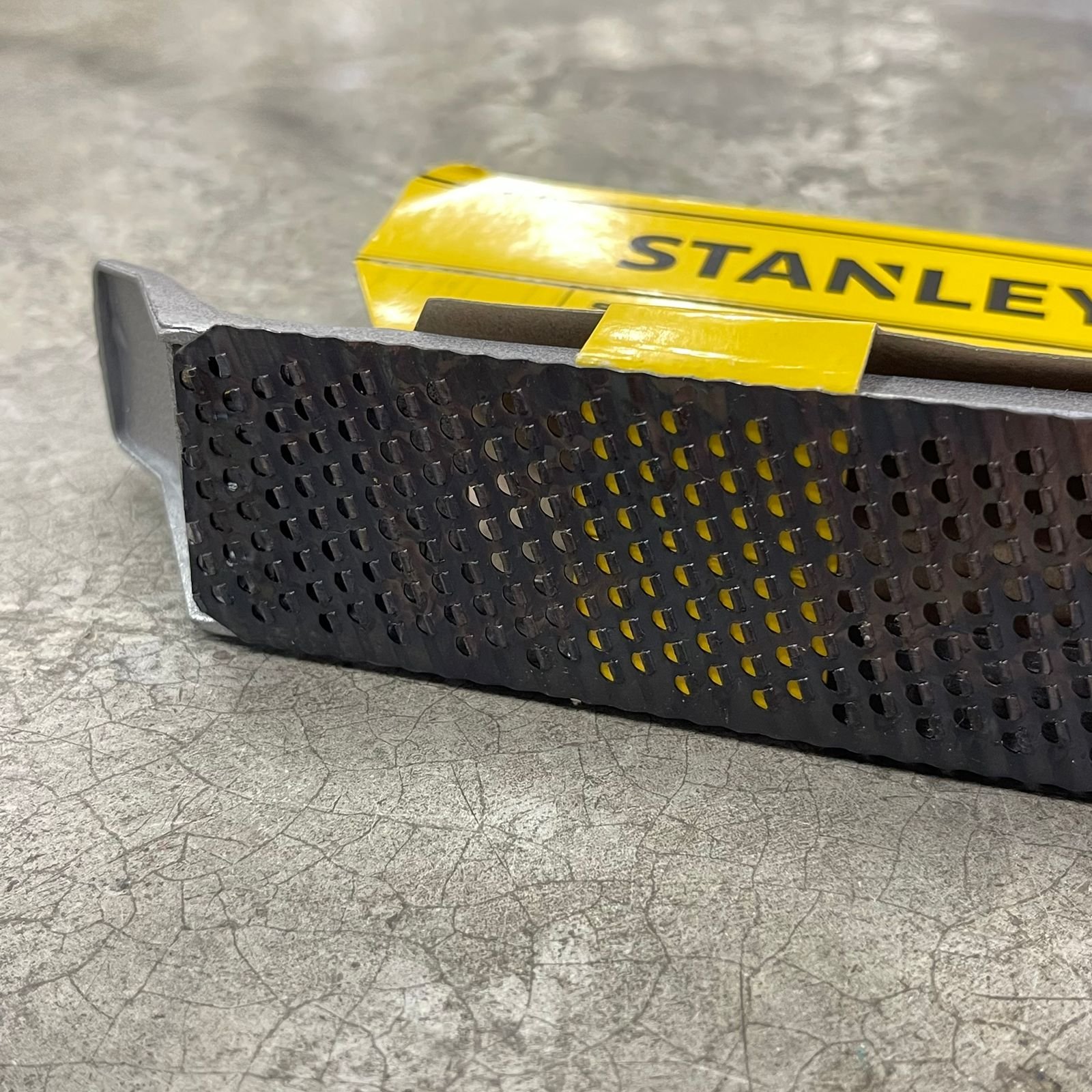 Plaina/Raspador Tipo Surform Stanley 21-296 | COREBRAL