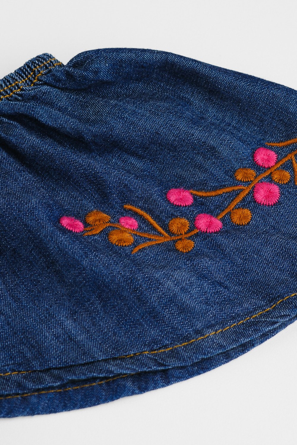 Vestido jeans hot sale bordado colorido