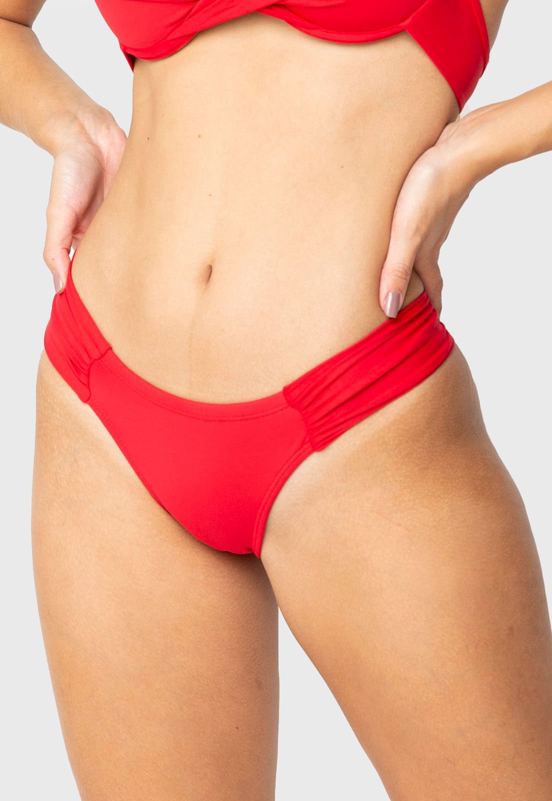 Calcinha de Biquíni Sem Elástico Lateral Média Franzida Vermelho Calcinha de Biquíni Sem Elástico Lateral Média Franzida Vermelho