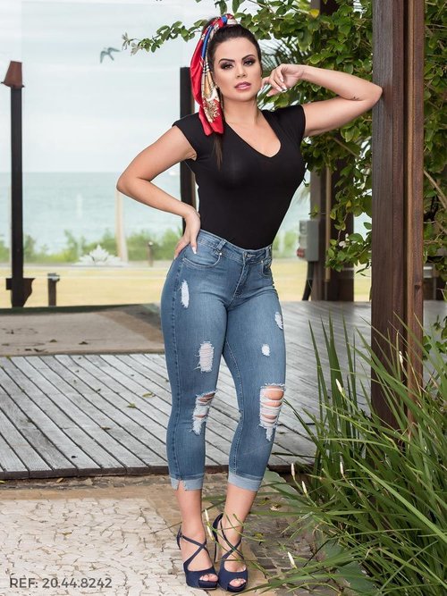 Calça Feminina Jeans Capri Jogger Com Lycra Plus Size