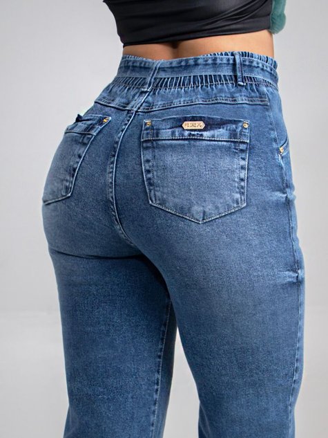 Calça Jeans Capri Feminina Modeladora Elastano Detalhe Barra em Promoção na  Americanas