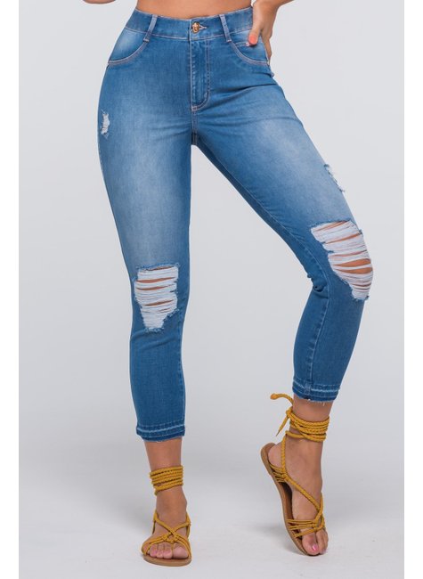 calca-jeans-cropped-com-detonados-10837-3934