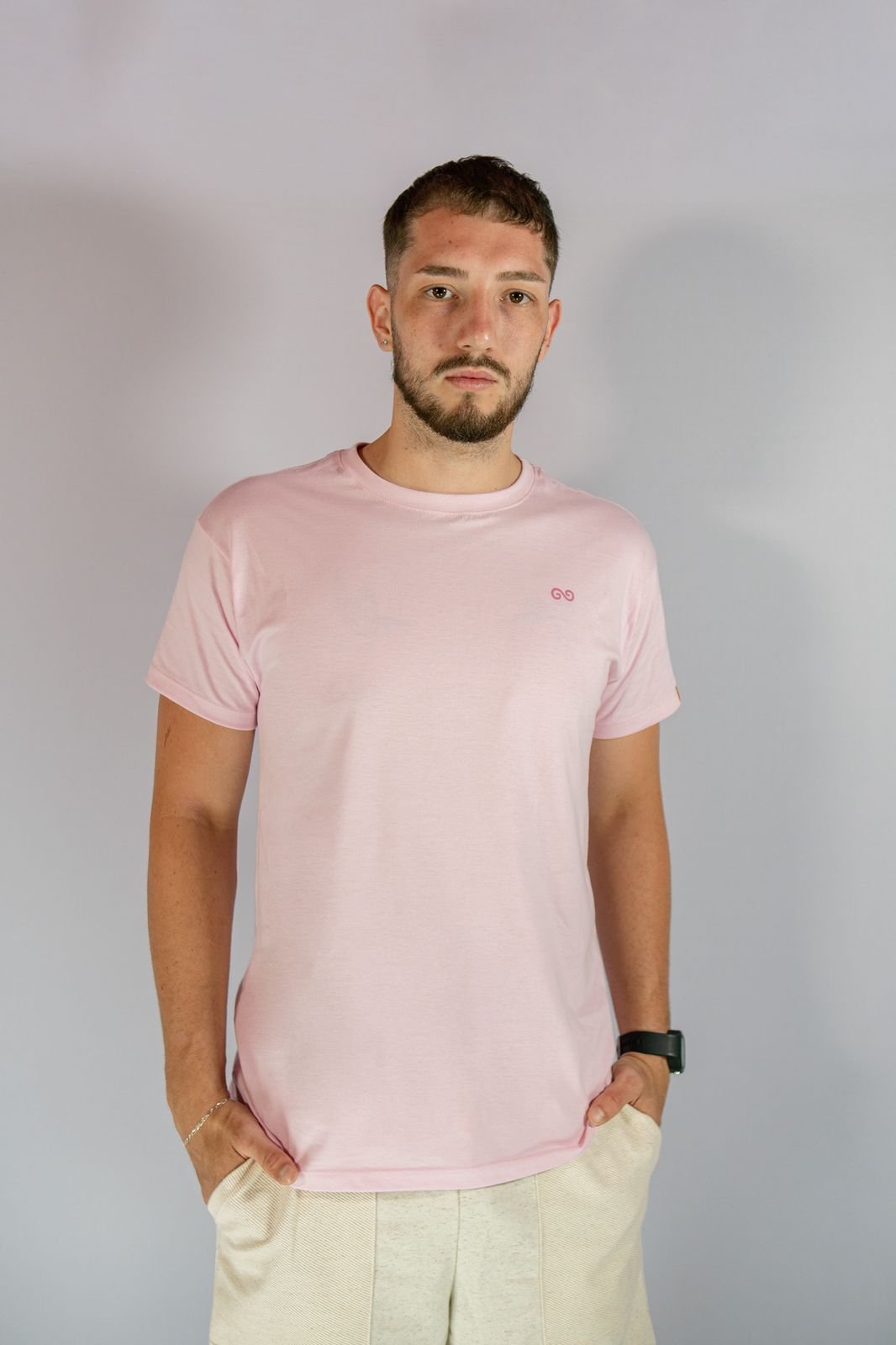 camiseta basica rosa sustentavel gnine