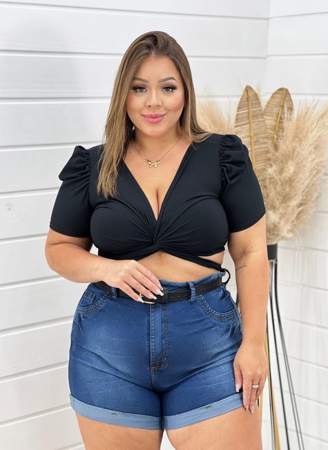 Cropped Plus Size com Amarração