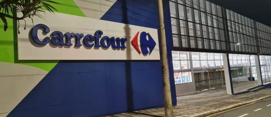 Antigo Walmart/BIG do Cabral, é o novo Carrefour de Curitiba com peixaria e máquina de gelo Hexport Equipamentos