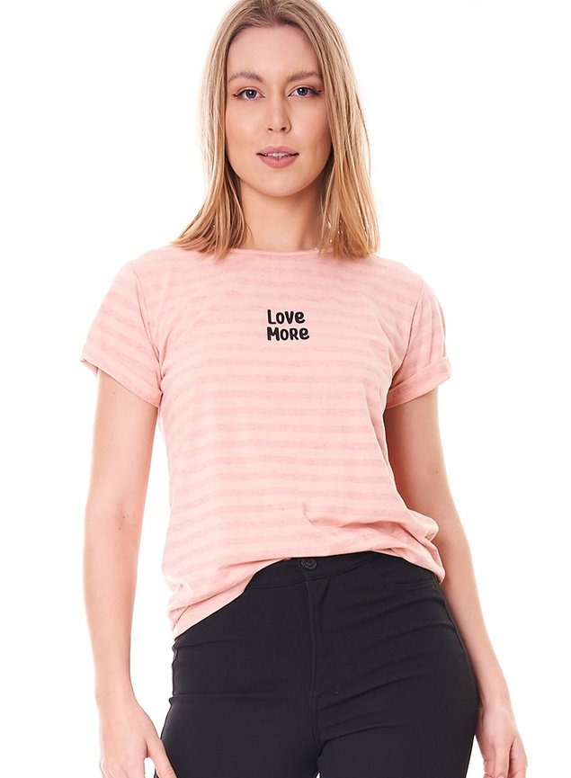 camiseta com estampa localizada de malha rosa 1