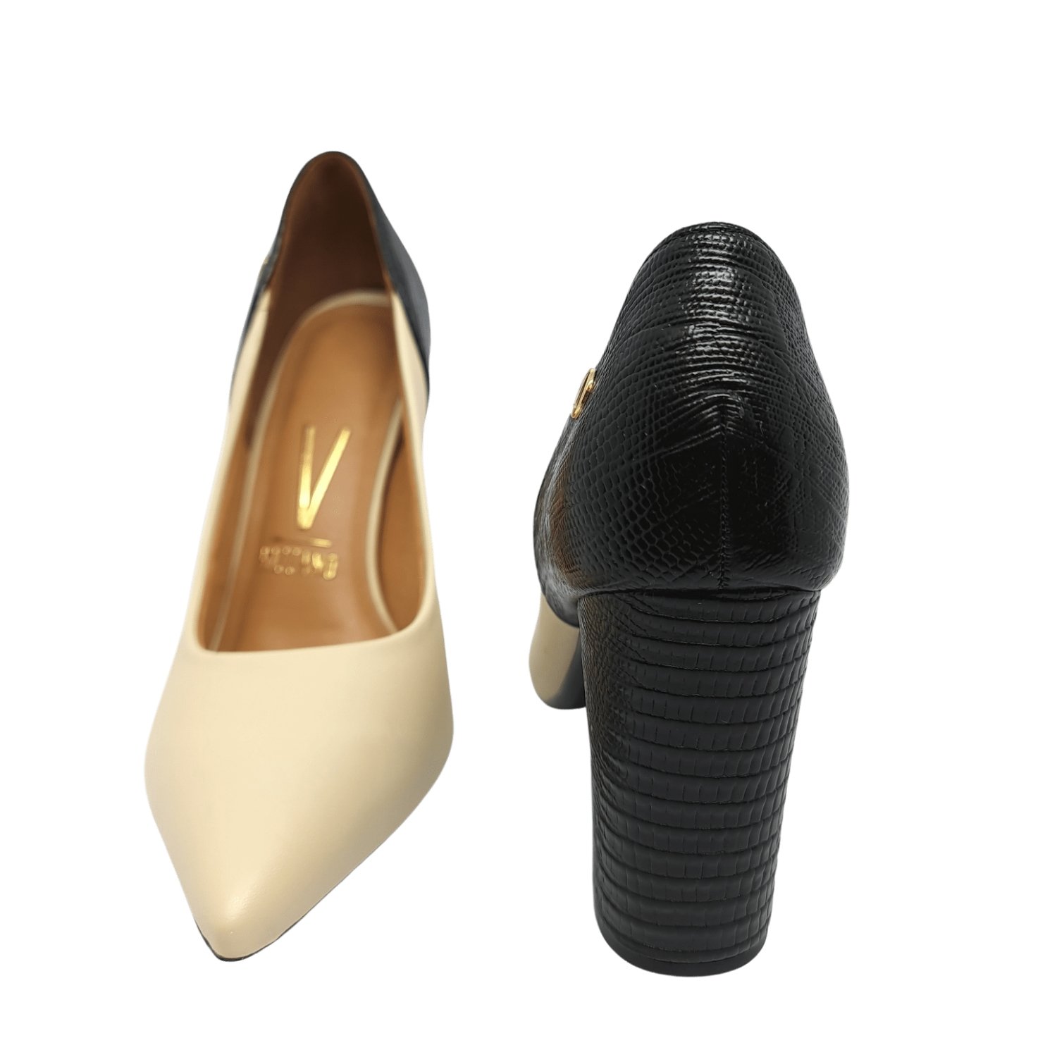 Scarpin nude hot sale e preto