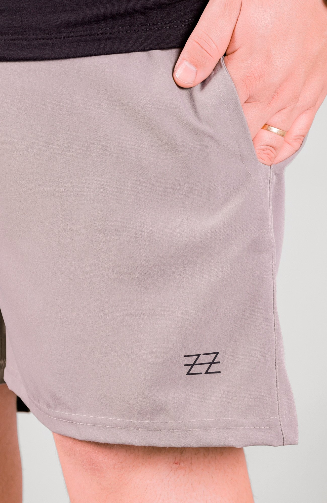 Bermuda Elastic Plus Logo