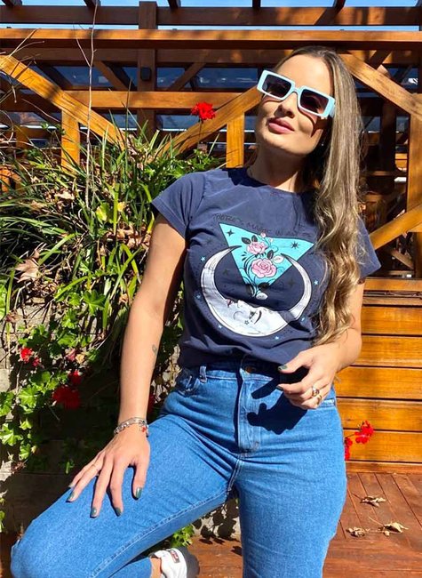 T-shirt Feminina Lua T-shirt Feminina Lua