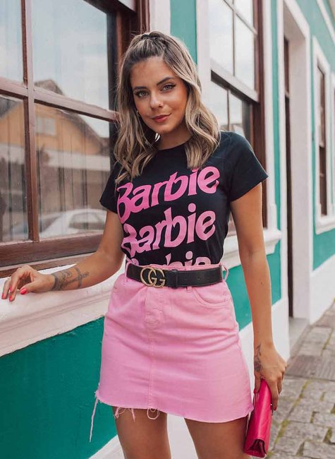 T-shirt Feminina Barbie Preta T-shirt Feminina Barbie Preta
