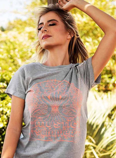T-shirt Feminina Mystic Summer Cinza T-shirt Feminina Mystic Summer Cinza