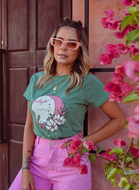 T-shirt Feminina Moonlight Verde Floresta T-shirt Feminina Moonlight Verde Floresta