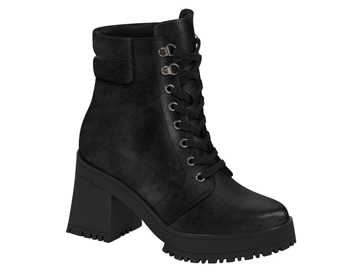 Botas tratoradas sale vizzano