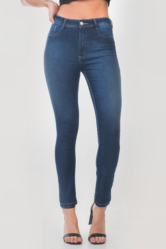 Calça Jeans Skinny Hot Pants Feminina Class Escura Calça Jeans Skinny Hot Pants Feminina Class Escura