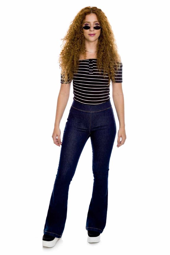 Calça Jeans Feminina Flare Legging Stretch Calça Jeans Feminina Flare Legging Stretch