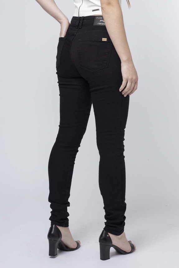 Calça Jeans Feminina Skinny Tradicional Squash Nero Malha Ferrugem Calça Jeans Feminina Skinny Tradicional Squash Nero Malha Ferrugem