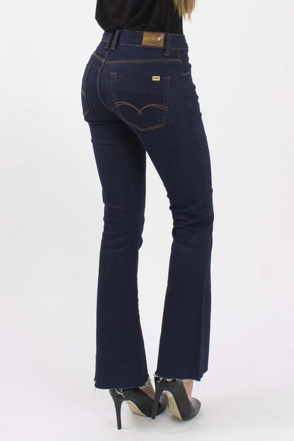 Calça Jeans Feminina Flare Cropped Marajó Escura Calça Jeans Feminina Flare Cropped Marajó Escura
