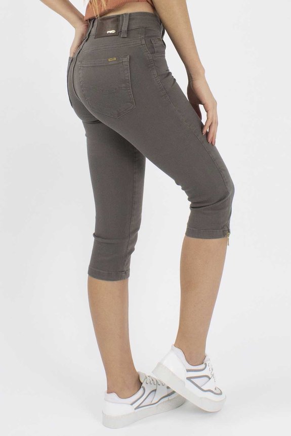 Calça Jeans Feminina Capri Rosa Calça Jeans Feminina Capri Rosa