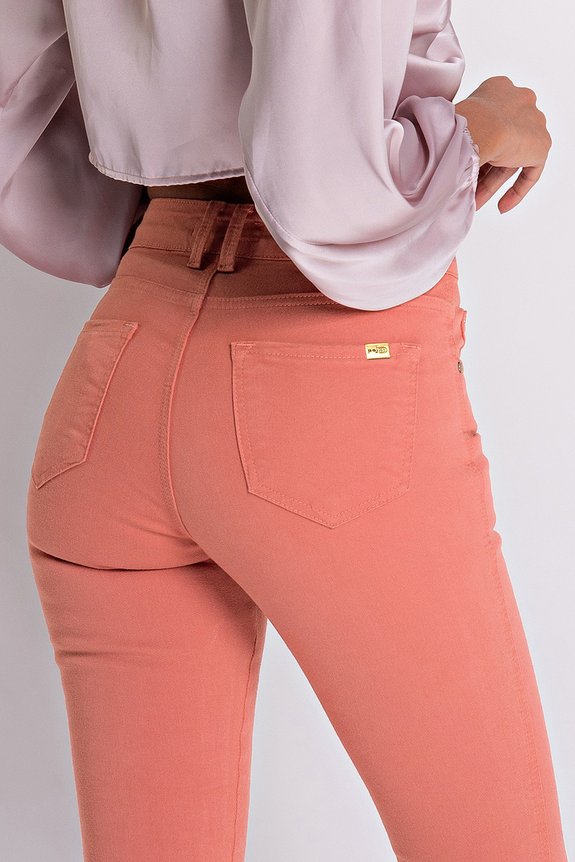 Calça Jeans Feminina Cigarrete Curta Goiaba Calça Jeans Feminina Cigarrete Curta Goiaba