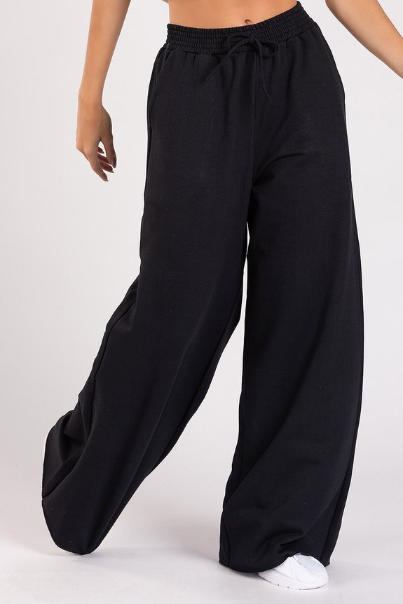 Calça Moletom Wide Leg Tai Preto Calça Moletom Wide Leg Tai Preto