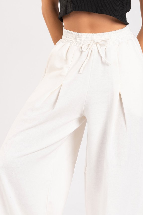Calça Moletom Pantalona Anne Off White Calça Moletom Pantalona Anne Off White