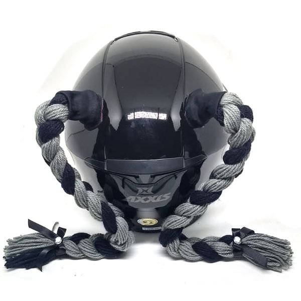 Trança para Capacete Xuca Xuquinha 45 cm Preto/Cinza Trança para Capacete Xuca Xuquinha 45 cm Preto/Cinza