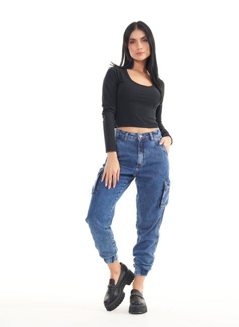 Calça Jeans Feminina Jogger Confort Cintura Média Com Bolso Lateral
