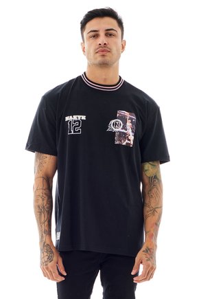 18 camiseta morant 1