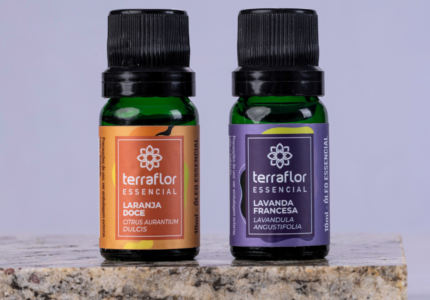 Óleos essenciais de lavanda francesa e laranja-doce Terra Flor