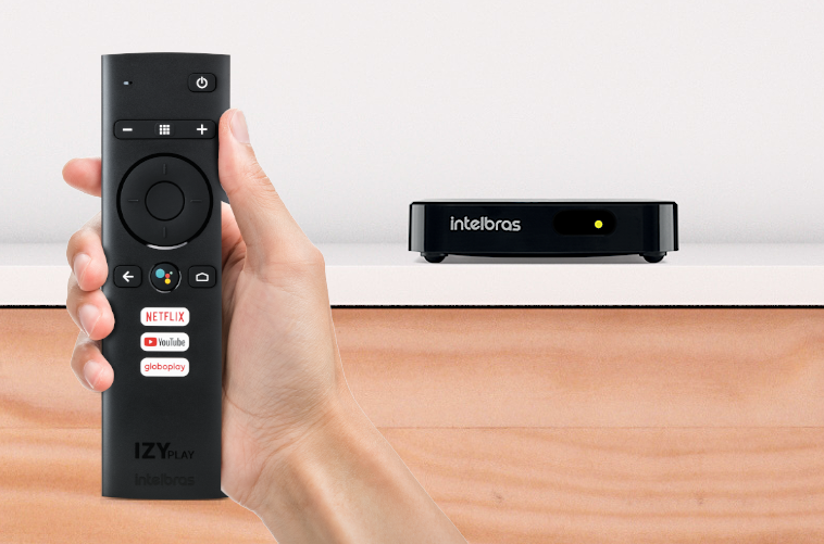 Smart Box Intelbras Android TV IZY Play Full HD 8GB preto com 1GB Ram