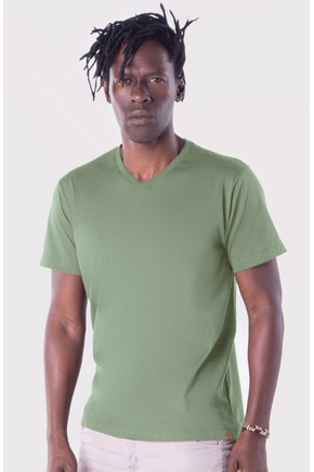 04 camiseta super comfort gola v verde claro