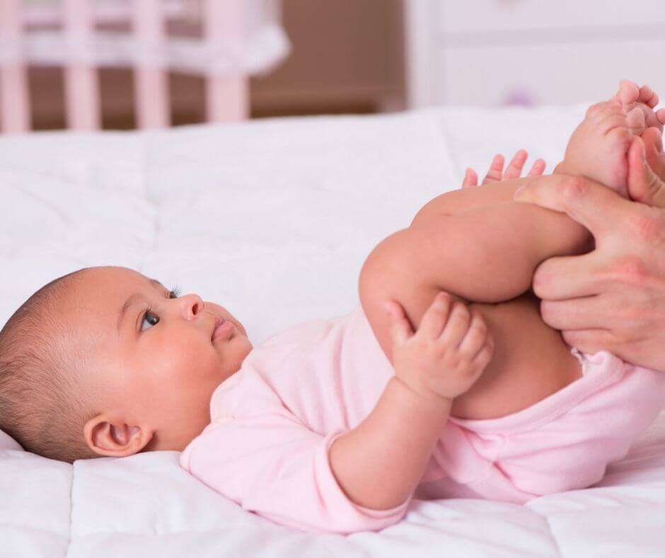 massagem colica bebe