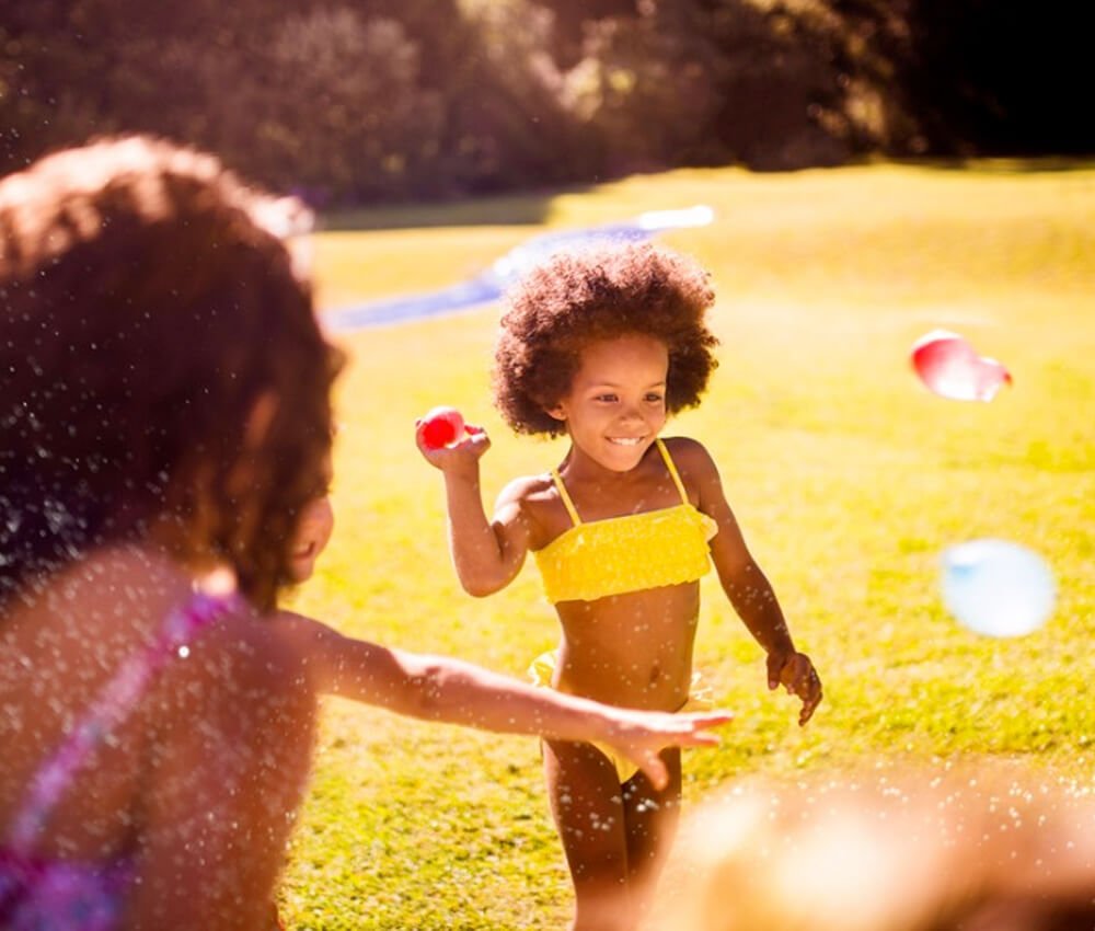 16 Melhores Brincadeiras de Criança: Siga o mestre é a favorita! - Rosa  Azul Kids