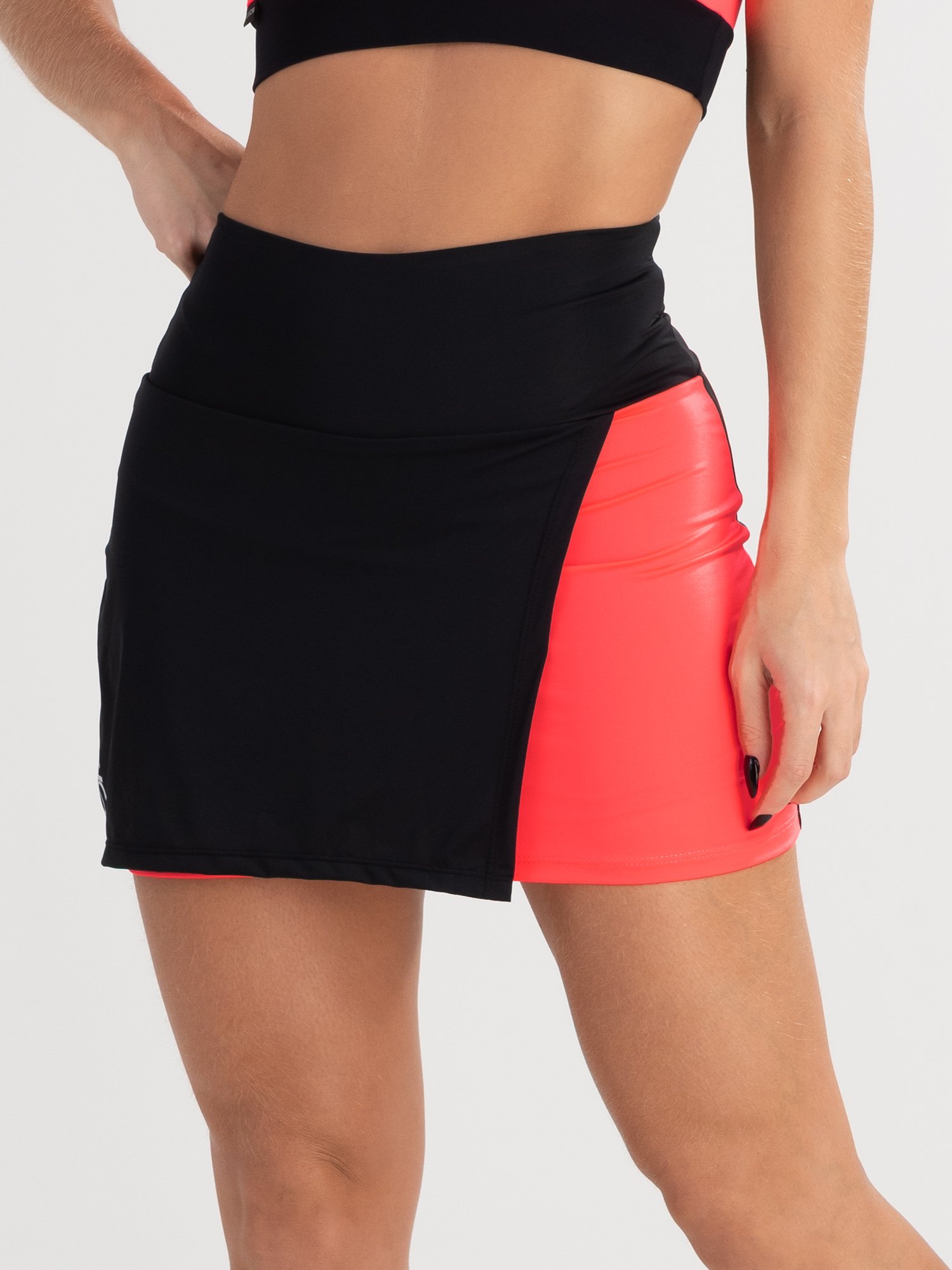 Short saia hot sale fitness vermelho