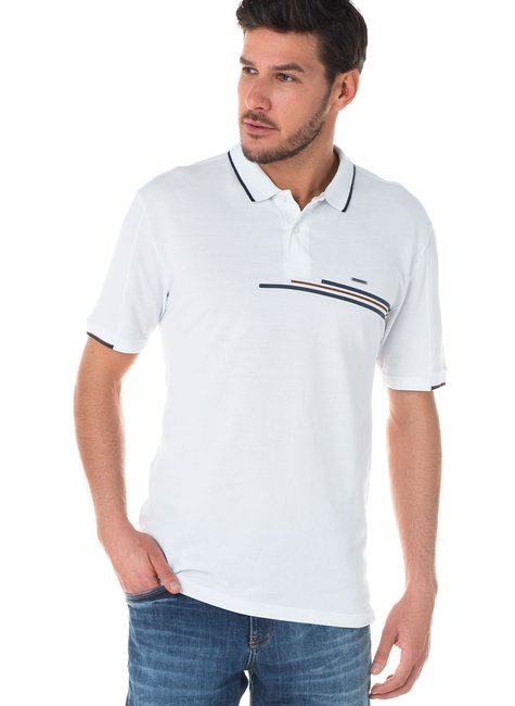 Polo Masculina Piquet Branco Com Estampa Polo Masculina Piquet Branco Com Estampa