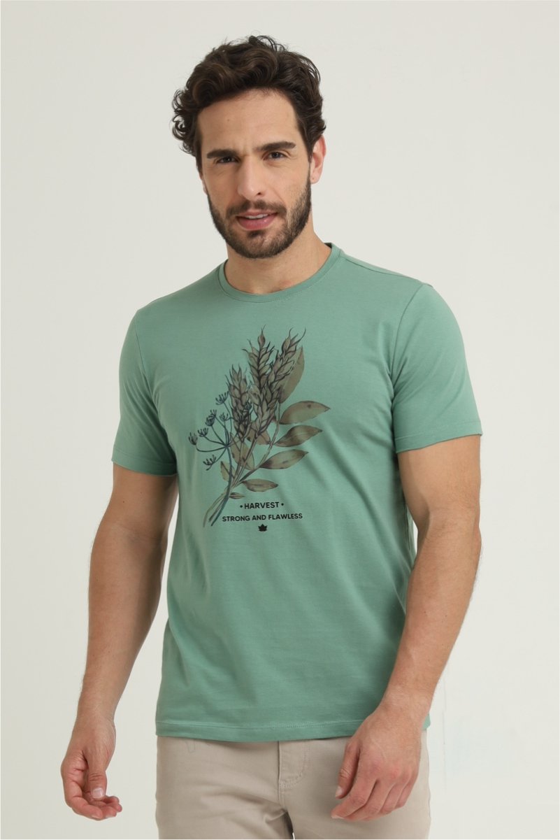 t-shirt-masculina-regular-fit-meia-malha-salvia-se0301252-vd0125.jpg