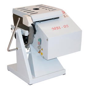 000060 amassadeira lenta 05 kg mbi05 gastromaq