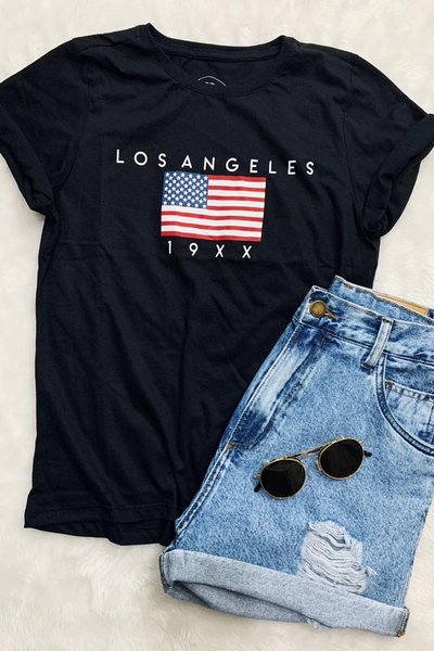 T-Shirt Preta Los Angeles Bandeira