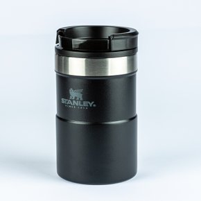 02 mug termico neverleak stanley 250ml preto